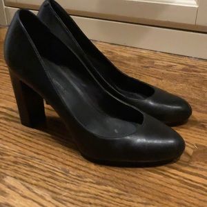 Banana Republic black leather heels